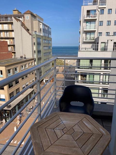 Zonnig Appartement Nieuwpoort Exterior foto